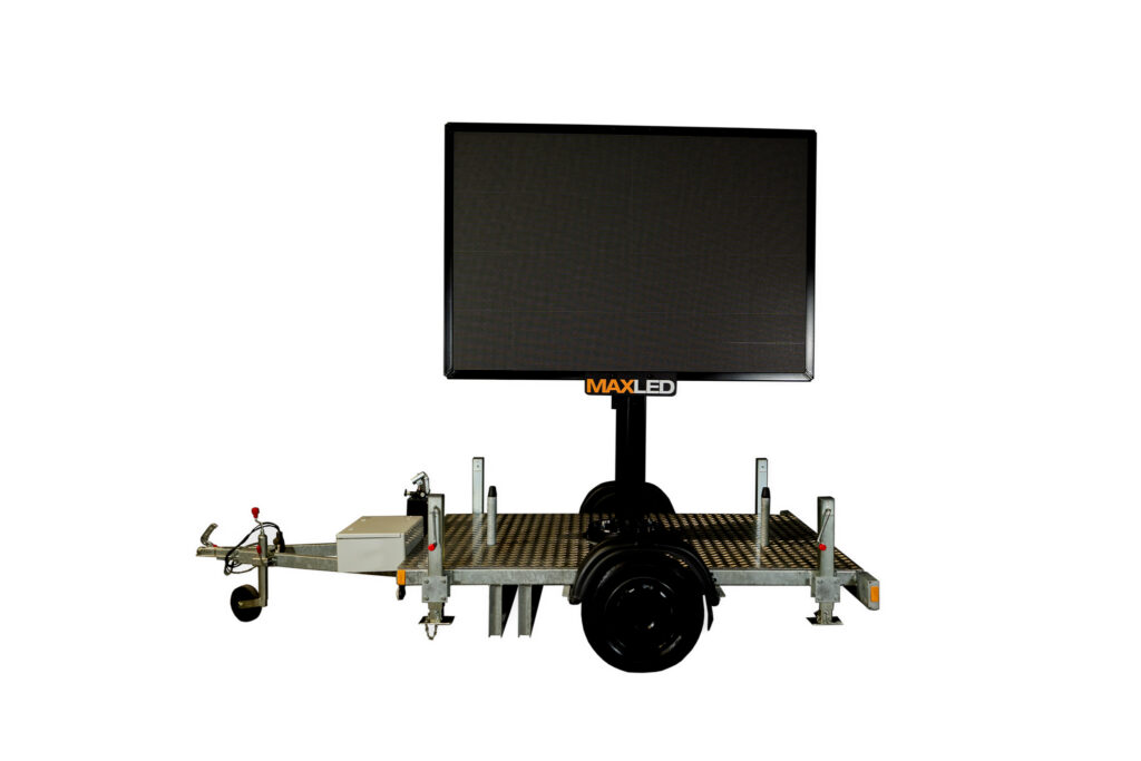 Refurbished LED-scherm op aanhangwagen van Maxled